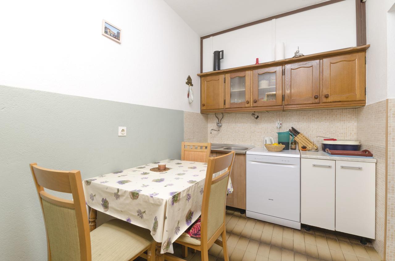 Apartments Luka Rogoznica  Luaran gambar