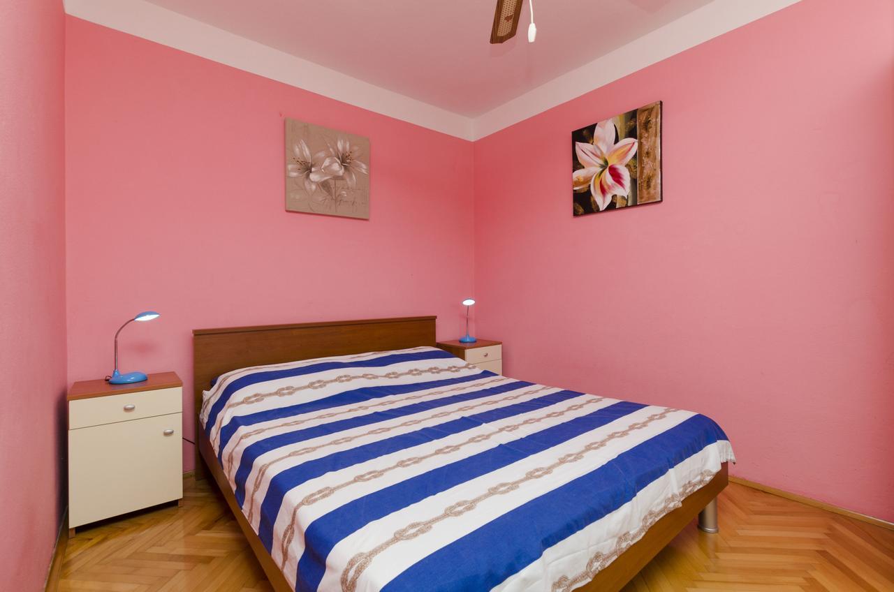 Apartments Luka Rogoznica  Luaran gambar