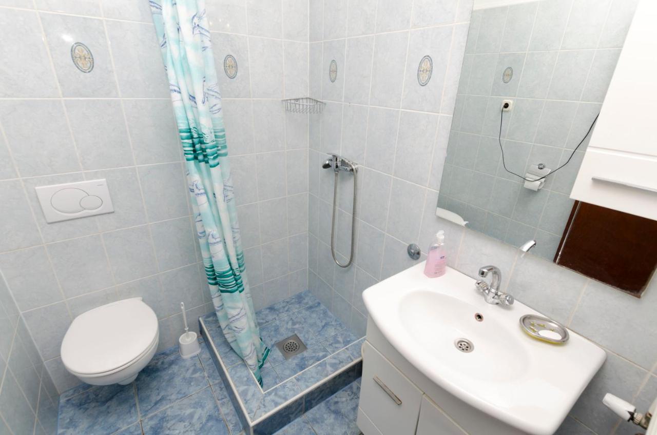 Apartments Luka Rogoznica  Luaran gambar
